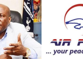 BREAKING: Air Peace Surprises In-Flight Passengers with Brand New Tecno Camon 40 Phones in Shocking Giveaway